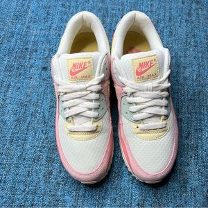 air max pastel pink